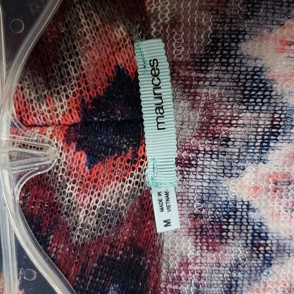 Maurices Chevron print multi color cross front top. Semi sheer, women's size med - Picture 4 of 6